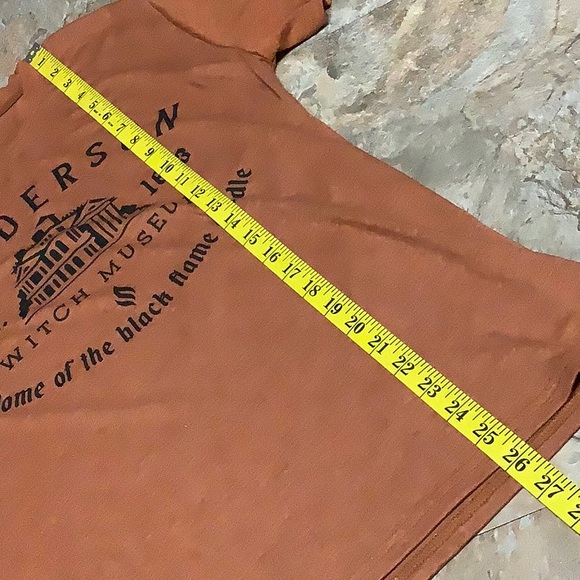 Sanderson Witch Museum T-shirt - Picture 6 of 6